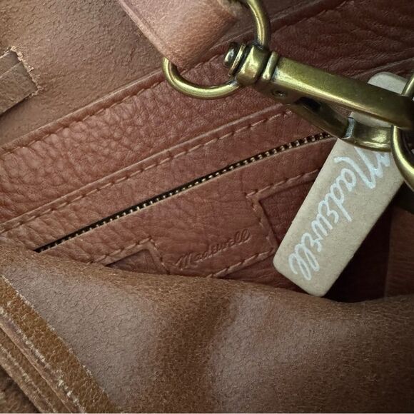 Madewell Transport Mini Bucket Bag – English Saddle Leather – NWT - Picture 3 of 9